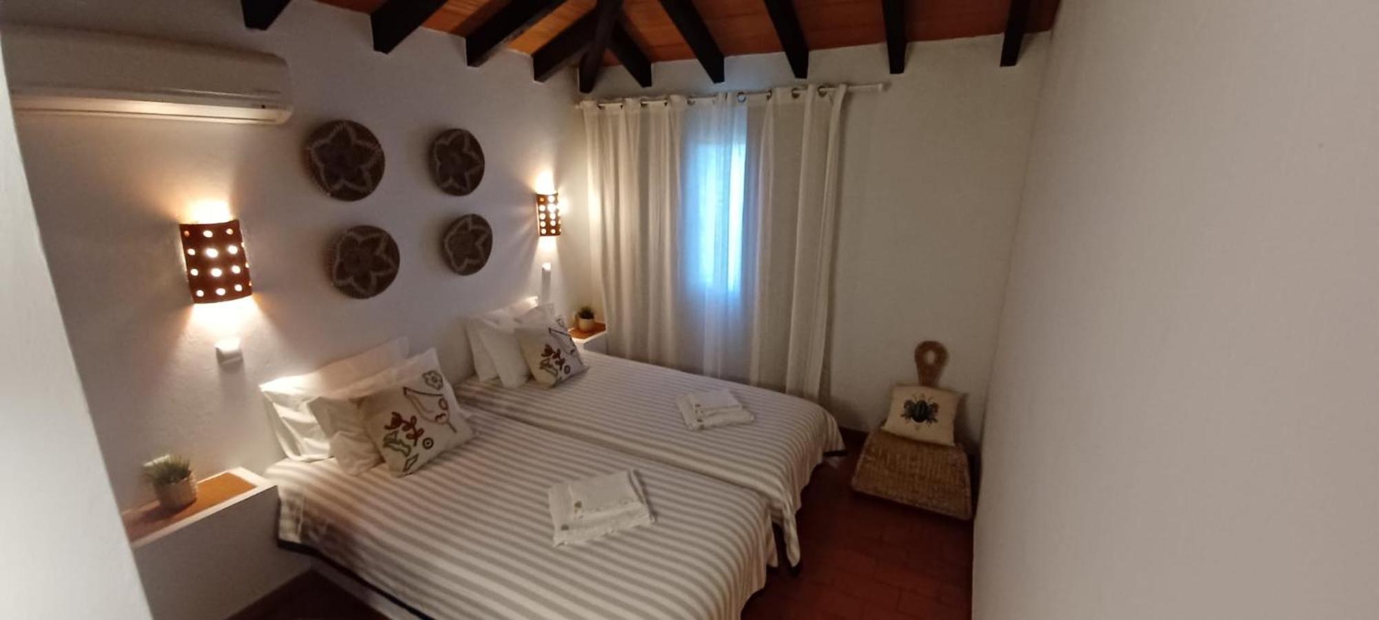 Cozy Beach House Santa Luzia  Esterno foto